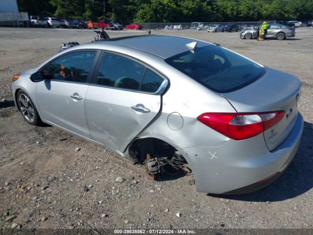 KNAFZ4A85G5455691 KIA FORTE EX
