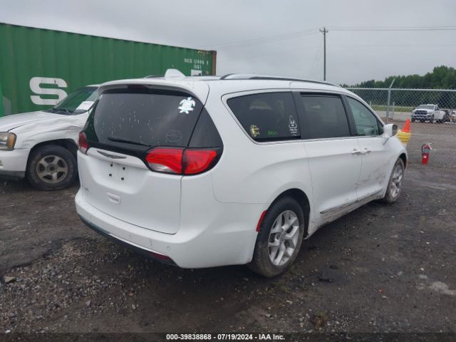 2C4RC1EG4JR111507 Chrysler Pacifica Touring L Plus