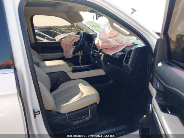 1FMJU1LT8JEA43635 Ford Expedition Platinum