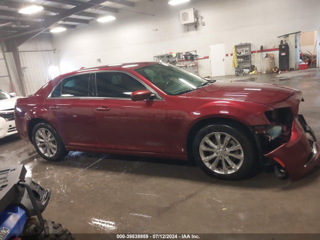 Chrysler 300 Touring L Awd 2018 2C3CCARG9JH228980 Image 13