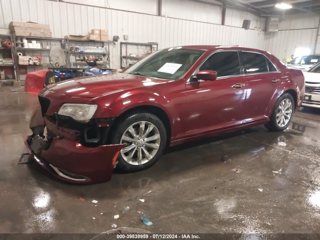 2C3CCARG9JH228980 Chrysler 300 Touring L Awd