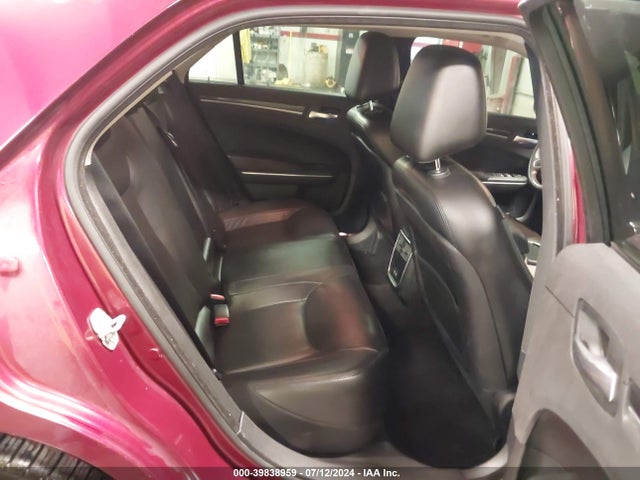2C3CCARG9JH228980 Chrysler 300 Touring L Awd