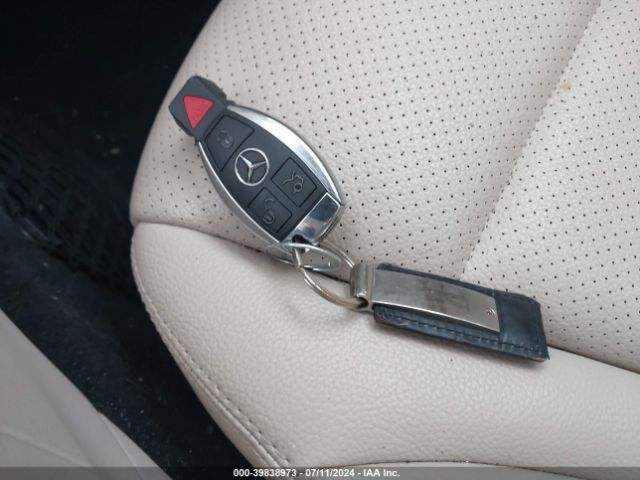 55SWF4JB0JU276177 Mercedes-Benz C 300
