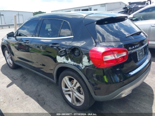 WDCTG4GB1FJ174812 Mercedes-Benz Gla 250 4matic