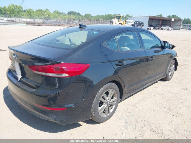 Hyundai Elantra Value Edition 2017 5NPD84LF6HH191861 Image 4