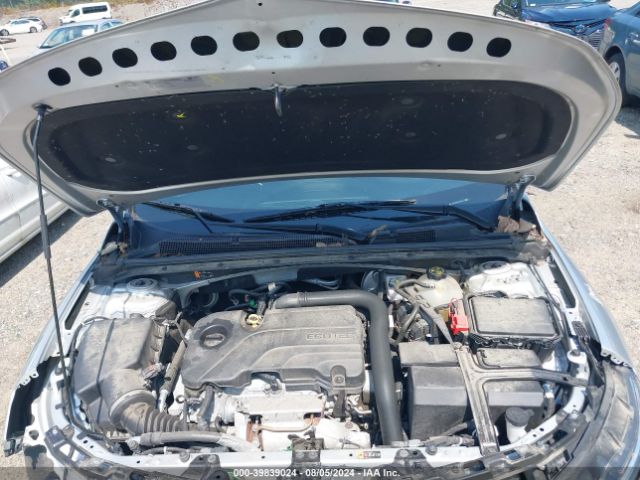 1G1ZD5ST2LF123311 Chevrolet Malibu Fwd Lt