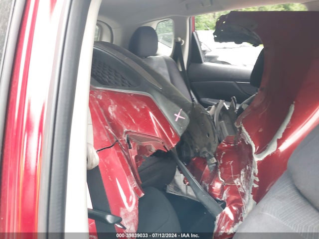 JN8AT2MV4GW145860 Nissan ROGUE S