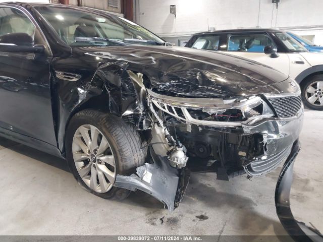 5XXGT4L30JG269442 KIA Optima Lx