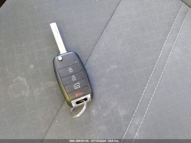 5XYPG4A39GG128574 KIA Sorento 2.4l Lx