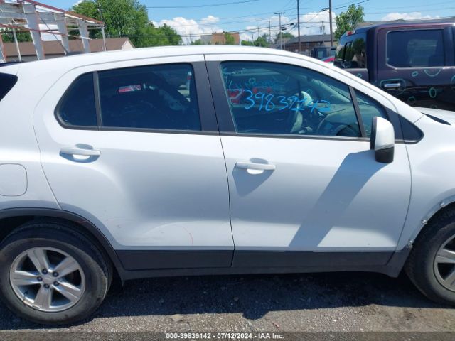 3GNCJKSB4KL226446 Chevrolet TRAX LS