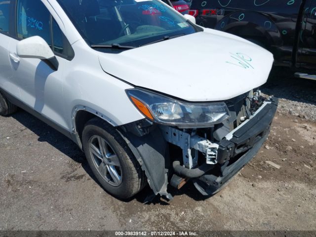 3GNCJKSB4KL226446 Chevrolet TRAX LS