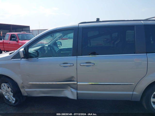 2C4RC1BG4FR674892 Chrysler Town & Country Touring