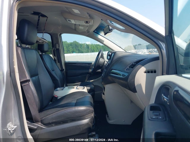 2C4RC1BG4FR674892 Chrysler Town & Country Touring