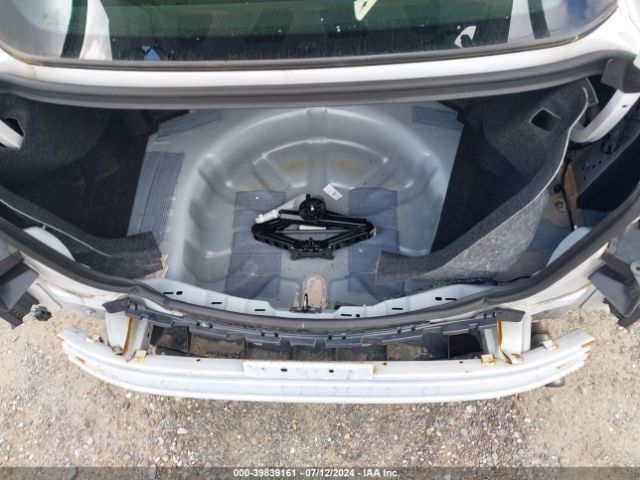 3FA6P0HD1JR255003 Ford FUSION SE