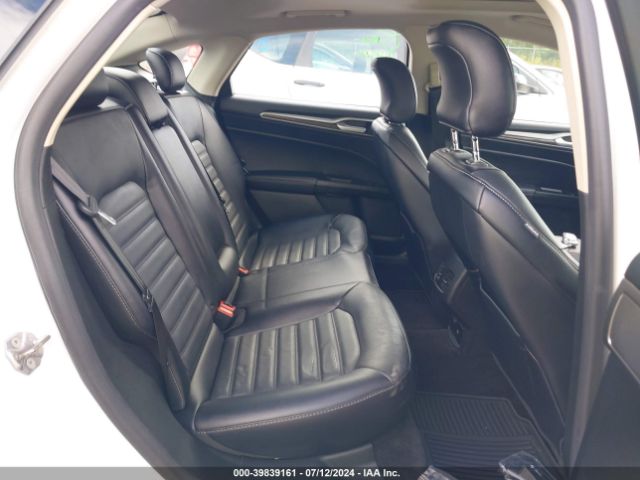 3FA6P0HD1JR255003 Ford FUSION SE