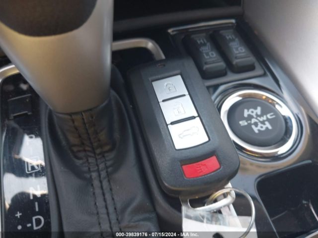 JA4ATWAA2RZ000641 Mitsubishi Eclipse Cross Se S-awc/sel S-awc