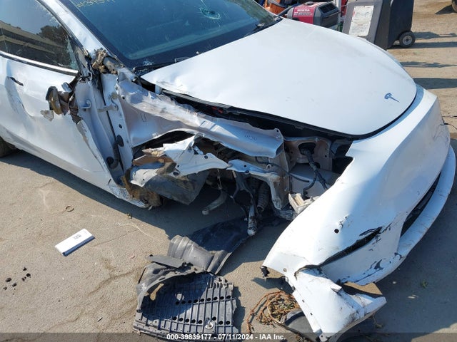 2021 TESLA MODEL Y 5YJYGDEE4MF213941 Photo 5