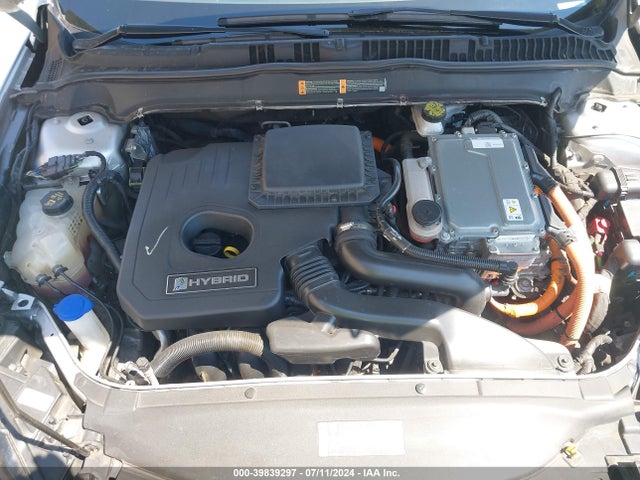 Ford Fusion Hybrid Titanium 2018 3FA6P0RU3JR214144 Image 10