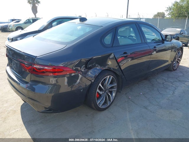 2022 JAGUAR XF SAJBG4FX9NCY90666 Photo 3