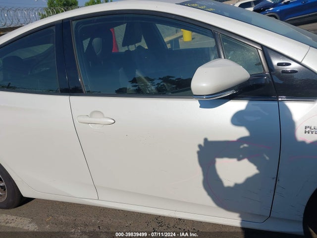Toyota Prius Prime Premium 2019 JTDKARFP7K3109698 Image 14