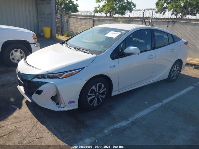 Toyota Prius Prime Premium 2019 JTDKARFP7K3109698 Image 2