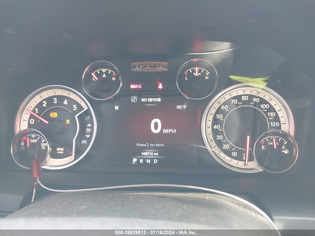 1C6RR7NM3HS875095 RAM 1500 Laramie  4x4 5'7 Box