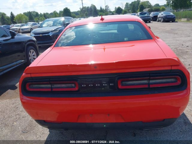 2C3CDZAG6GH316773 Dodge Challenger Sxt Plus