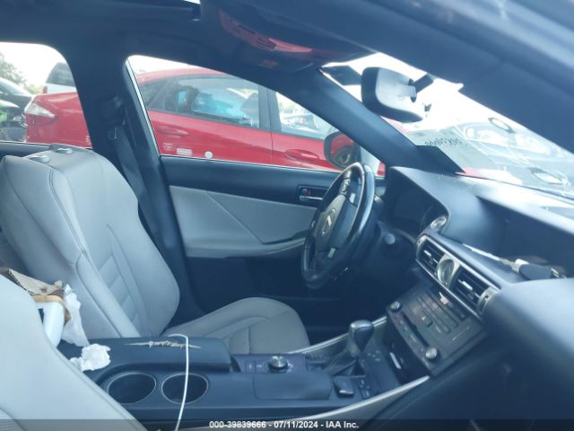 JTHBA1D29G5011095 Lexus IS 200T