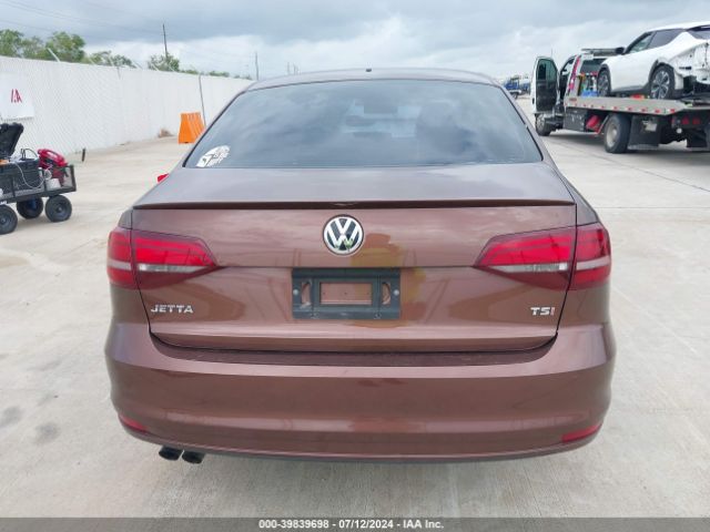 3VW267AJ8GM381625 Volkswagen Jetta 1.4t S