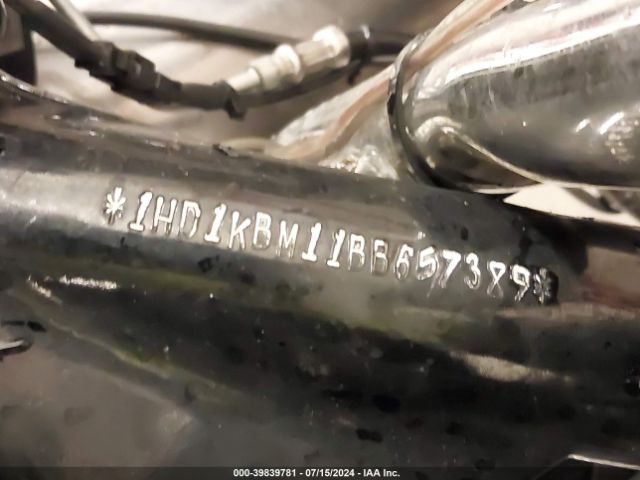 2011 HARLEY-DAVIDSON FLHX 1HD1KBM11BB657389 Photo 9