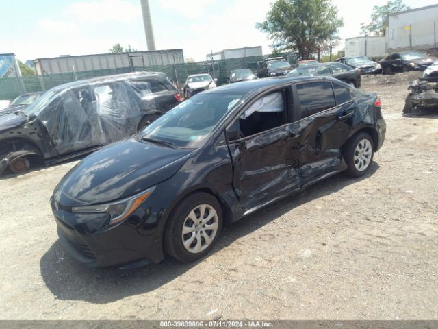 5YFB4MDE8RP133683 Toyota COROLLA LE