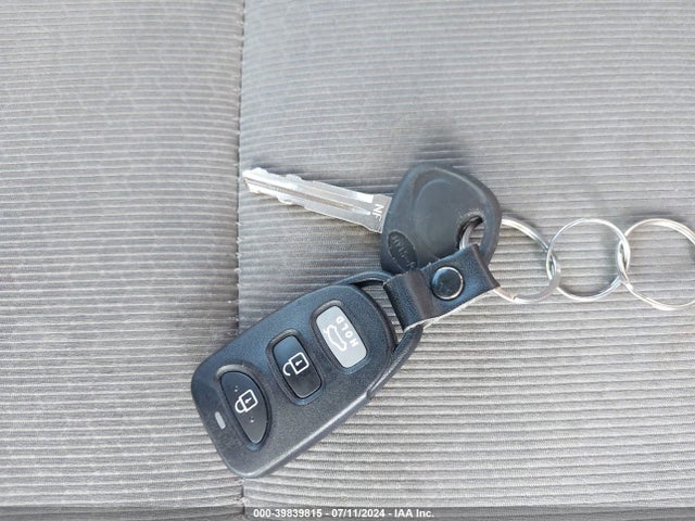 Hyundai ELANTRA SE 2017 5NPD74LF9HH140258 Image 11