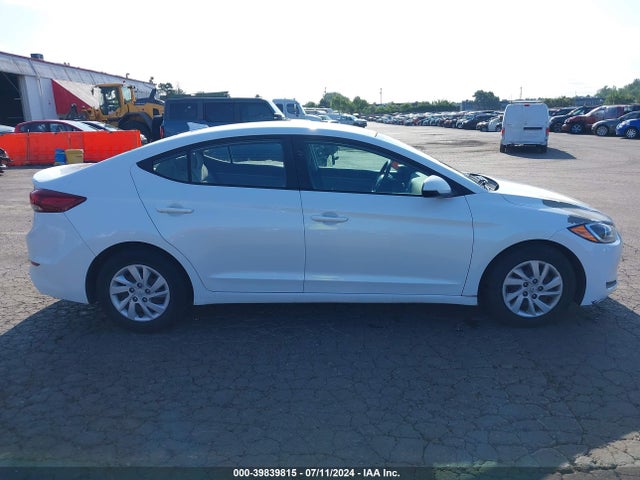 Hyundai ELANTRA SE 2017 5NPD74LF9HH140258 Image 13