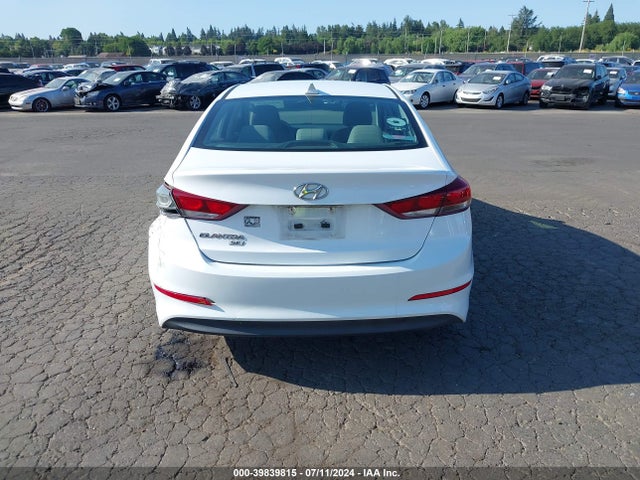 Hyundai ELANTRA SE 2017 5NPD74LF9HH140258 Image 16