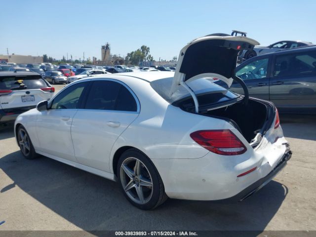 WDDZF4JB0JA478806 Mercedes-Benz E 300