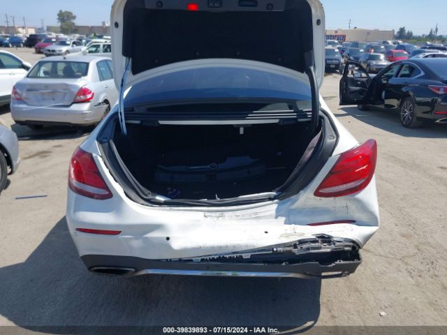 WDDZF4JB0JA478806 Mercedes-Benz E 300
