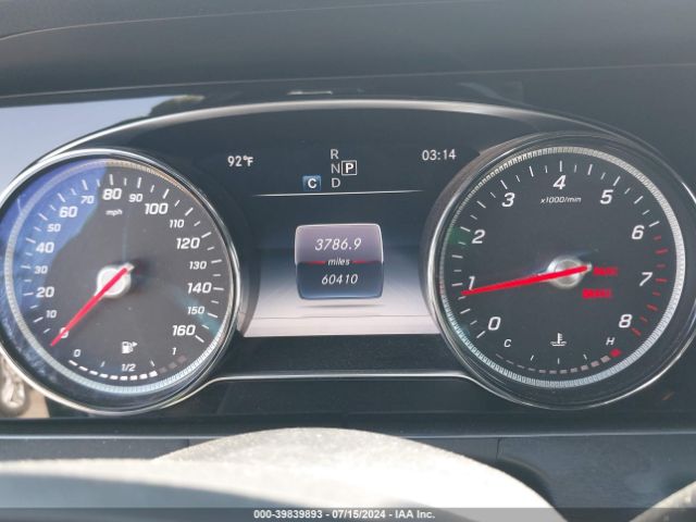 WDDZF4JB0JA478806 Mercedes-Benz E 300