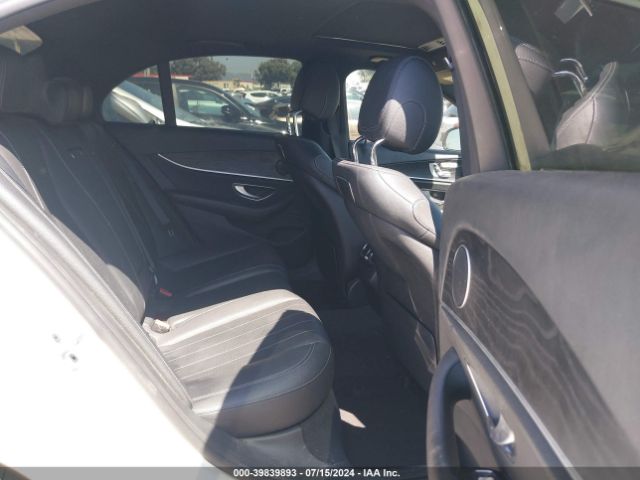 WDDZF4JB0JA478806 Mercedes-Benz E 300