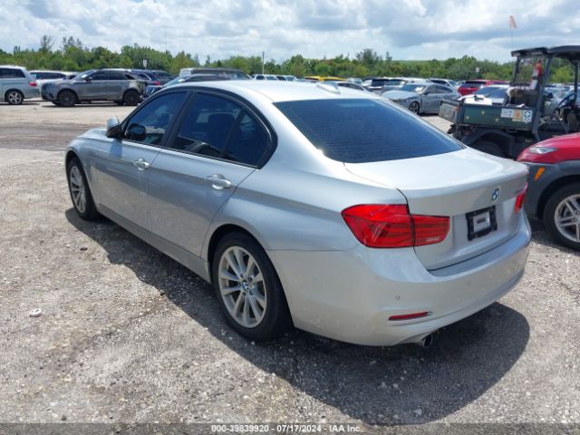 2017 BMW 3 SERIES WBA8E1G30HNU18998 Photo 2