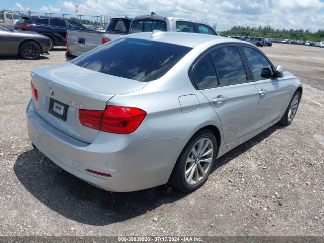 2017 BMW 3 SERIES WBA8E1G30HNU18998 Photo 3