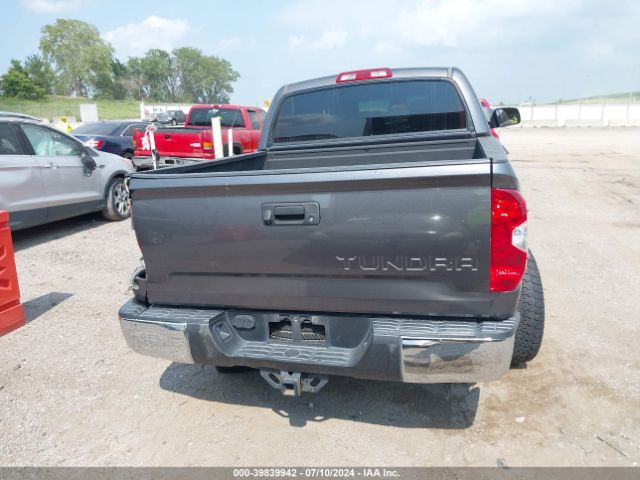 5TFEM5F10EX078946 Toyota Tundra Sr5 4.6l V8