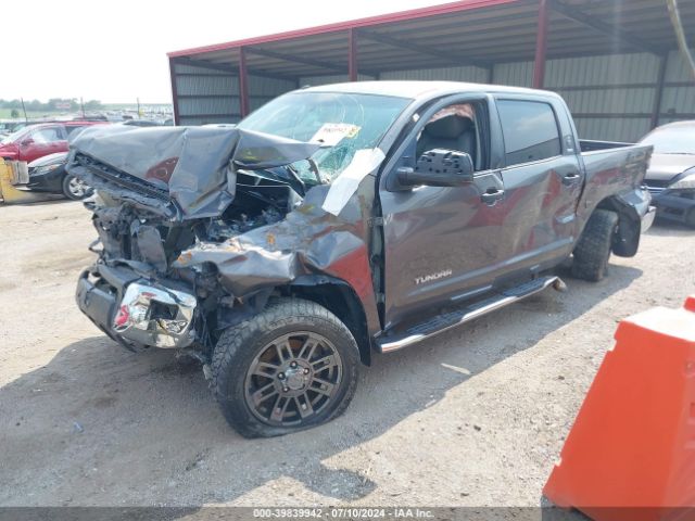 5TFEM5F10EX078946 Toyota Tundra Sr5 4.6l V8