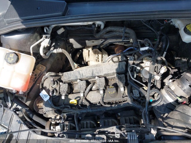 Ford FOCUS SE 2018 1FADP3F20JL258810 Image 10