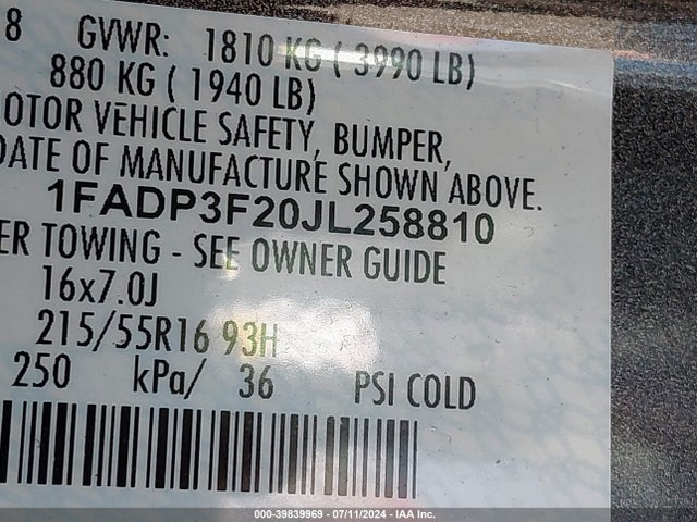 Ford FOCUS SE 2018 1FADP3F20JL258810 Image 9