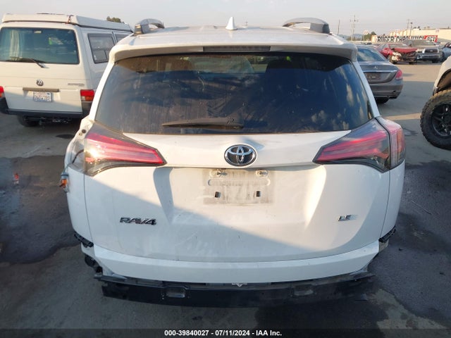 Toyota RAV4 LE 2017 2T3ZFREV0HW383301 Image 17