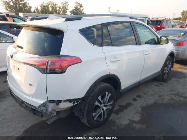 Toyota RAV4 LE 2017 2T3ZFREV0HW383301 Image 4