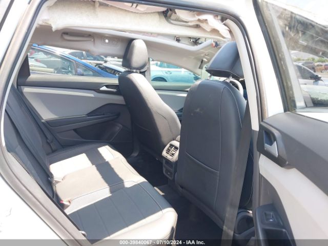 3VVTX7B21NM044479 Volkswagen Taos 1.5t Se