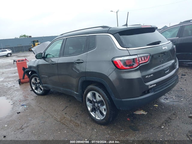 3C4NJDCB6JT355265 Jeep Compass Limited 4x4