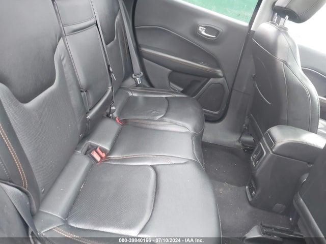 3C4NJDCB6JT355265 Jeep Compass Limited 4x4
