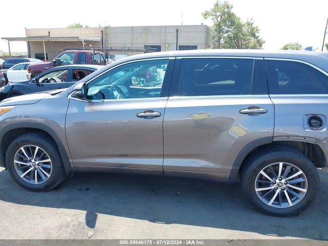 Toyota Highlander Xle 2017 5TDJZRFH7HS450099 Image 15